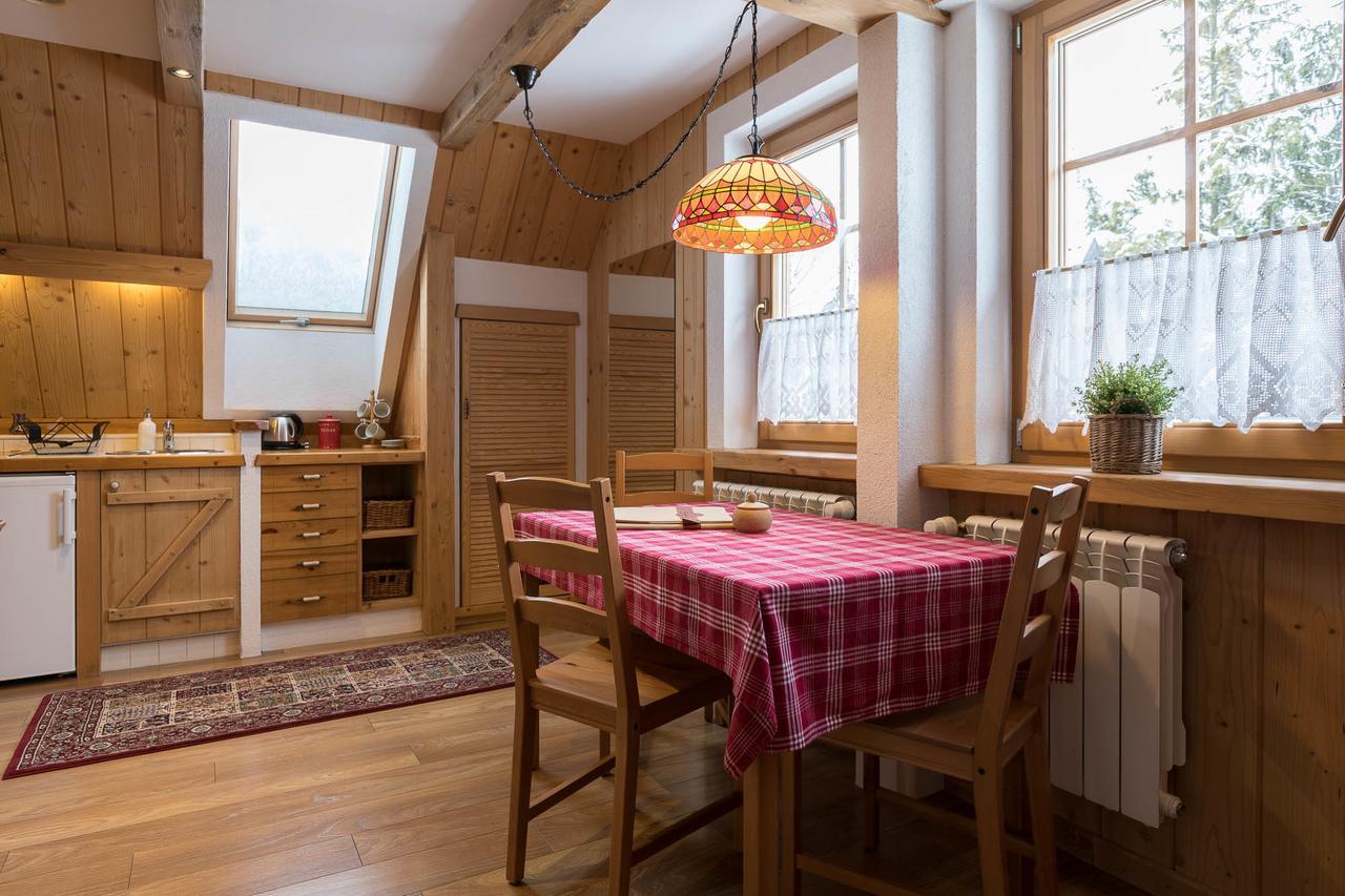 Bambi Cottage ザコパネ エクステリア 写真
