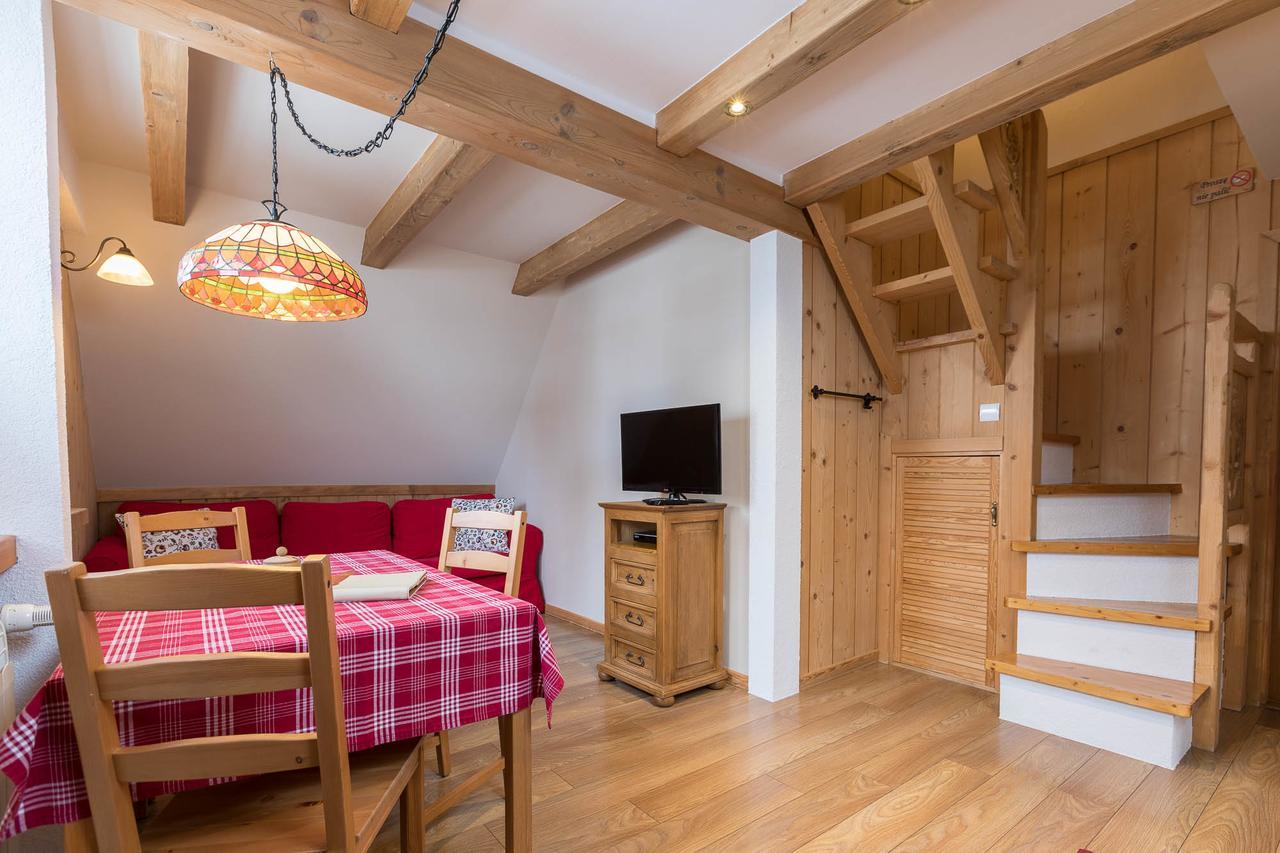 Bambi Cottage ザコパネ エクステリア 写真