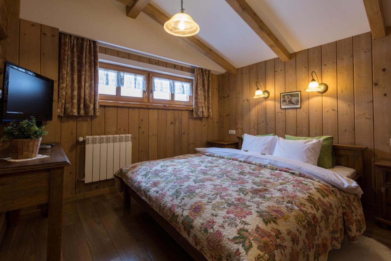 Bambi Cottage ザコパネ エクステリア 写真