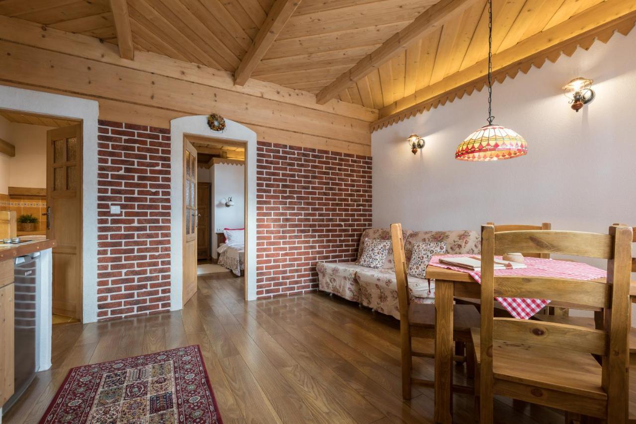 Bambi Cottage ザコパネ エクステリア 写真